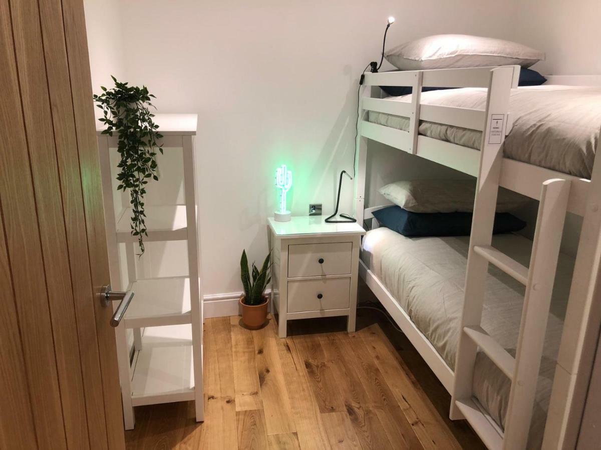 Central Bright 3 Bed Flat With Pool & Parking Edimburgo Esterno foto