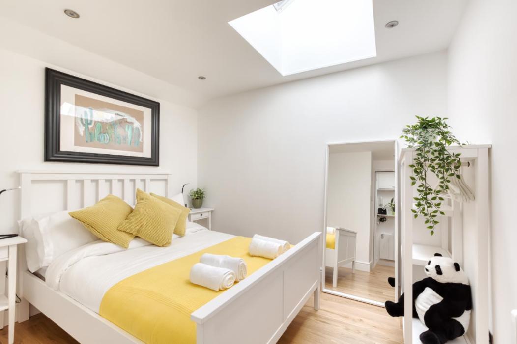 Central Bright 3 Bed Flat With Pool & Parking Edimburgo Esterno foto