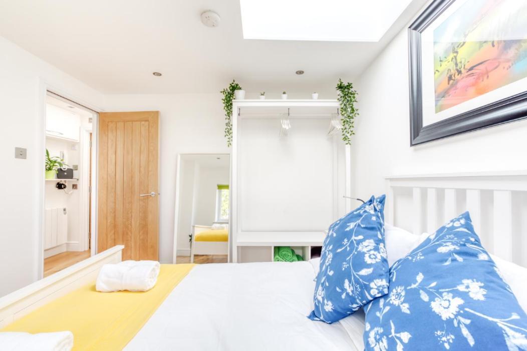 Central Bright 3 Bed Flat With Pool & Parking Edimburgo Esterno foto