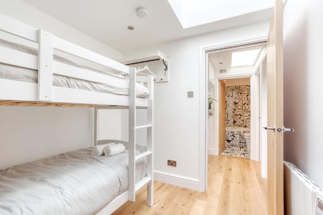Central Bright 3 Bed Flat With Pool & Parking Edimburgo Esterno foto